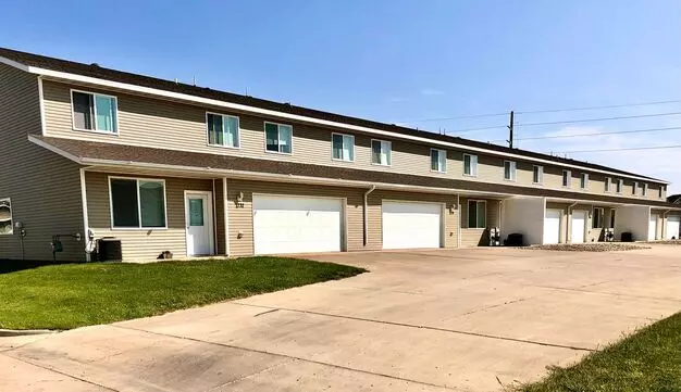 1700-1730 35th Ave SE Apartment for rent in Minot, ND 1700-1730 35th Ave SE Apartment for rent in Minot, ND
