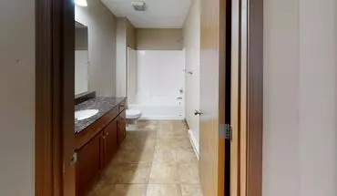 5 of 10 House- Nw Apartment for rent in Minot, ND