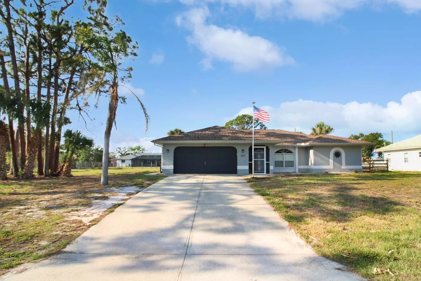 Overbrook Gardens Annual Pool Home For Rent House for rent in Englewood, FL