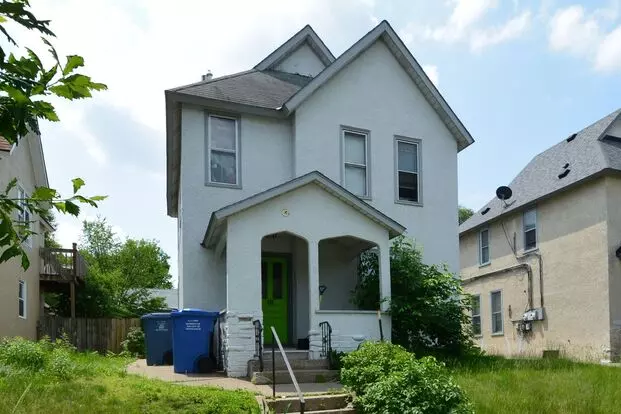 920 22nd Ave NE Apartment for rent in Minneapolis, MN