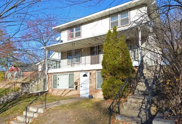 1695 7th St E St. Paul, Mn 55106 Apartment for rent in St Paul, MN