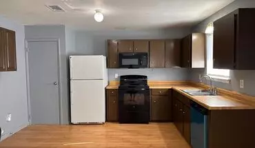 2 of 11 107 Sea Parc St Apartment for rent in Kingsland, GA