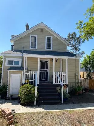 2714-2718 1/2 B St Apartment for rent in San Diego, CA