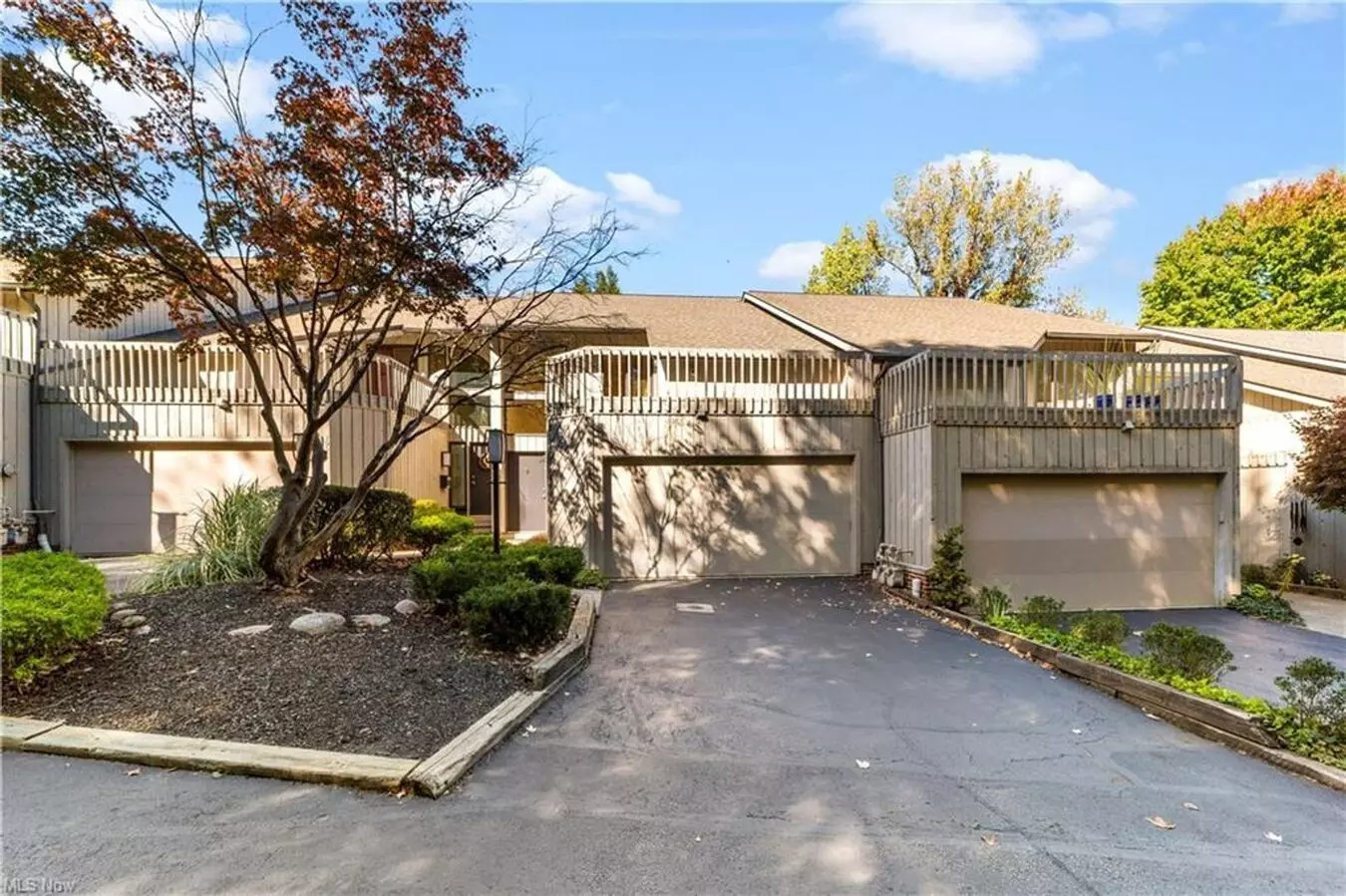 5761 Som Center Rd House for rent in Solon, OH