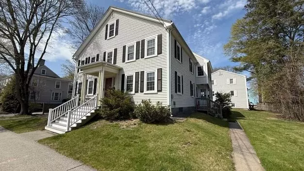 50-52 High St Apartment for rent in Exeter, NH
