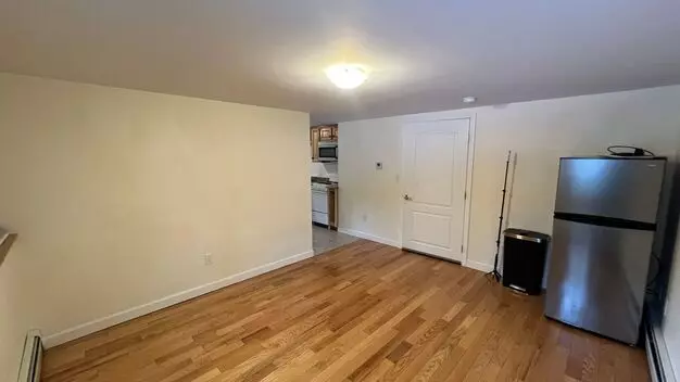 All Utilities Included! 1 Bedroom In-accessory Dwelling-wonderful Neighborhood! Close To Unh! Apartment for rent in Madbury, NH