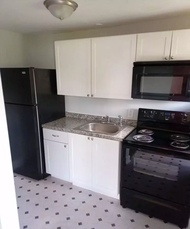 205 4th St Apartment for rent in Fort Myers, FL