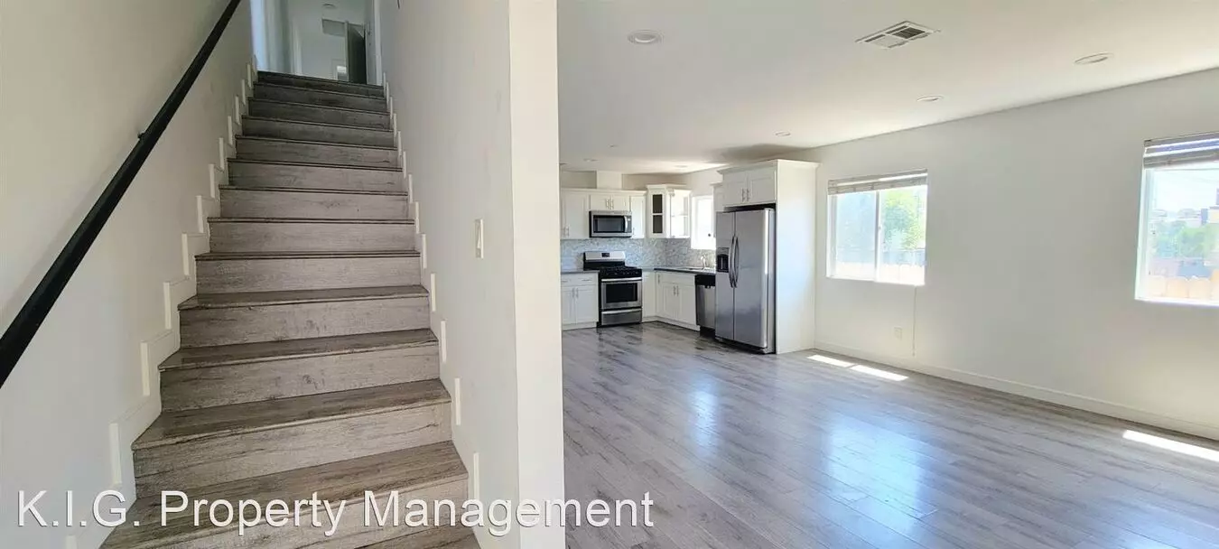 5628 Willowcrest - Saheb Singh Apartment for rent in North Hollywood, CA