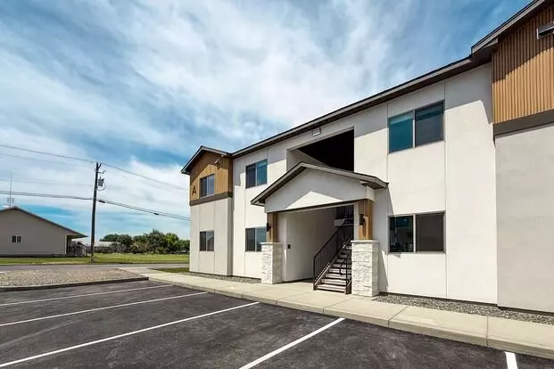 Grandridge Meadows Lofts Apartment for rent in Grandview, WA Grandridge Meadows Lofts Apartment for rent in Grandview, WA