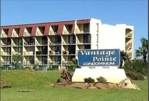 Amazing Ocean View From Pool Or Jacuzzi - 1Bdrm 1ba In Datyona Beach - Includes Water/sewer/basic Cable & Internet Apartment for rent in Daytona Beach, FL