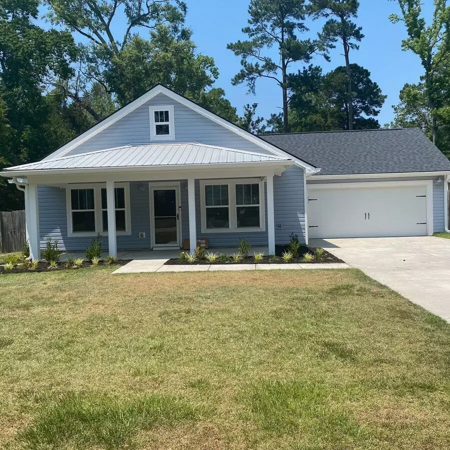 Minutes To The Lake House for rent in Moncks Corner, SC