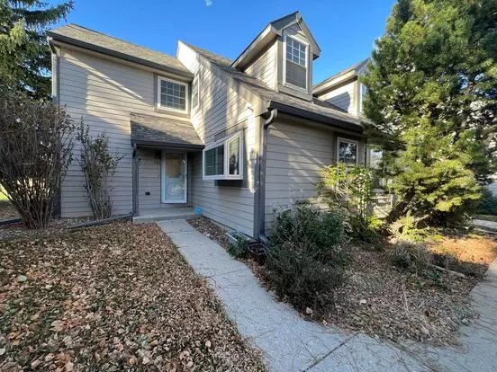 Tranquil 3 Bedroom 3 Bathroom Townhome Located Near The Broadmoor Apartment for rent in Colorado Springs, CO Tranquil 3 Bedroom 3 Bathroom Townhome Located Near The Broadmoor Apartment for rent in Colorado Springs, CO