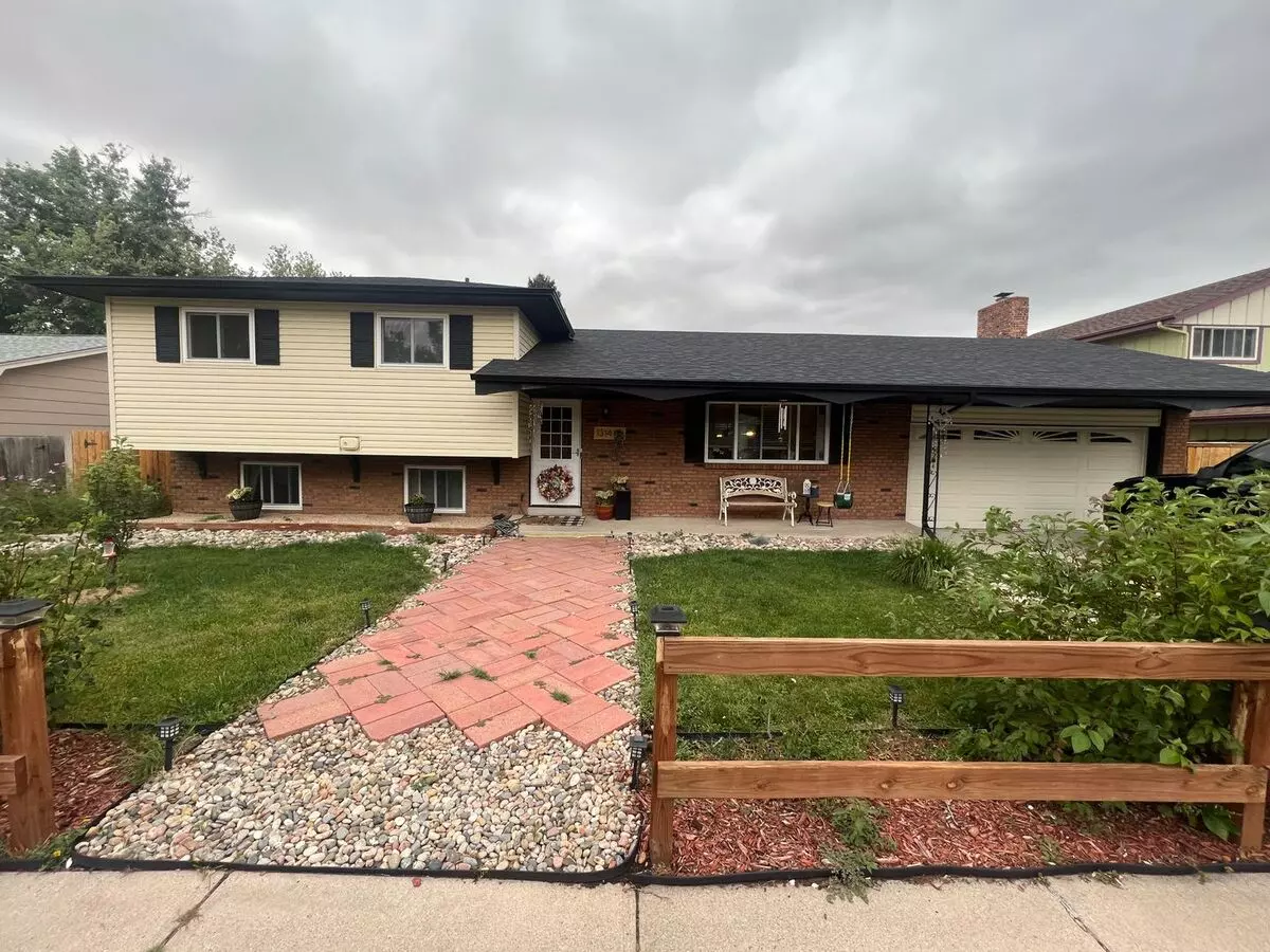 Great 4 Bedroom Single Family Home With No Hoa! House for rent in Colorado Springs, CO