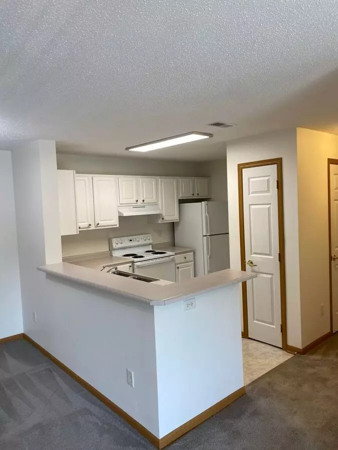High Point Apartments Apartment for rent in Pella, IA