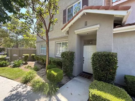 269 Calle Orovista Apartment for rent in Camarillo, CA