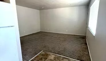 3 of 14 1143 W. 1st Apartment for rent in Chico, CA