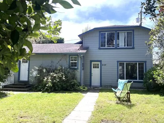 Fully Furnished- 2 Bedroom/ 2 Bathroom In Seacliff Neighborhood Walking Distance To The Beach Apartment for rent in Aptos, CA