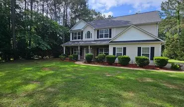 2 of 35 Commanding Curb Appeal, Conveniently Place House for rent in Griffin, GA