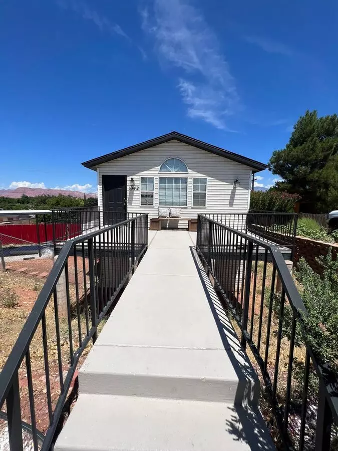 Shadow Mountain Cottage House for rent in St George, UT