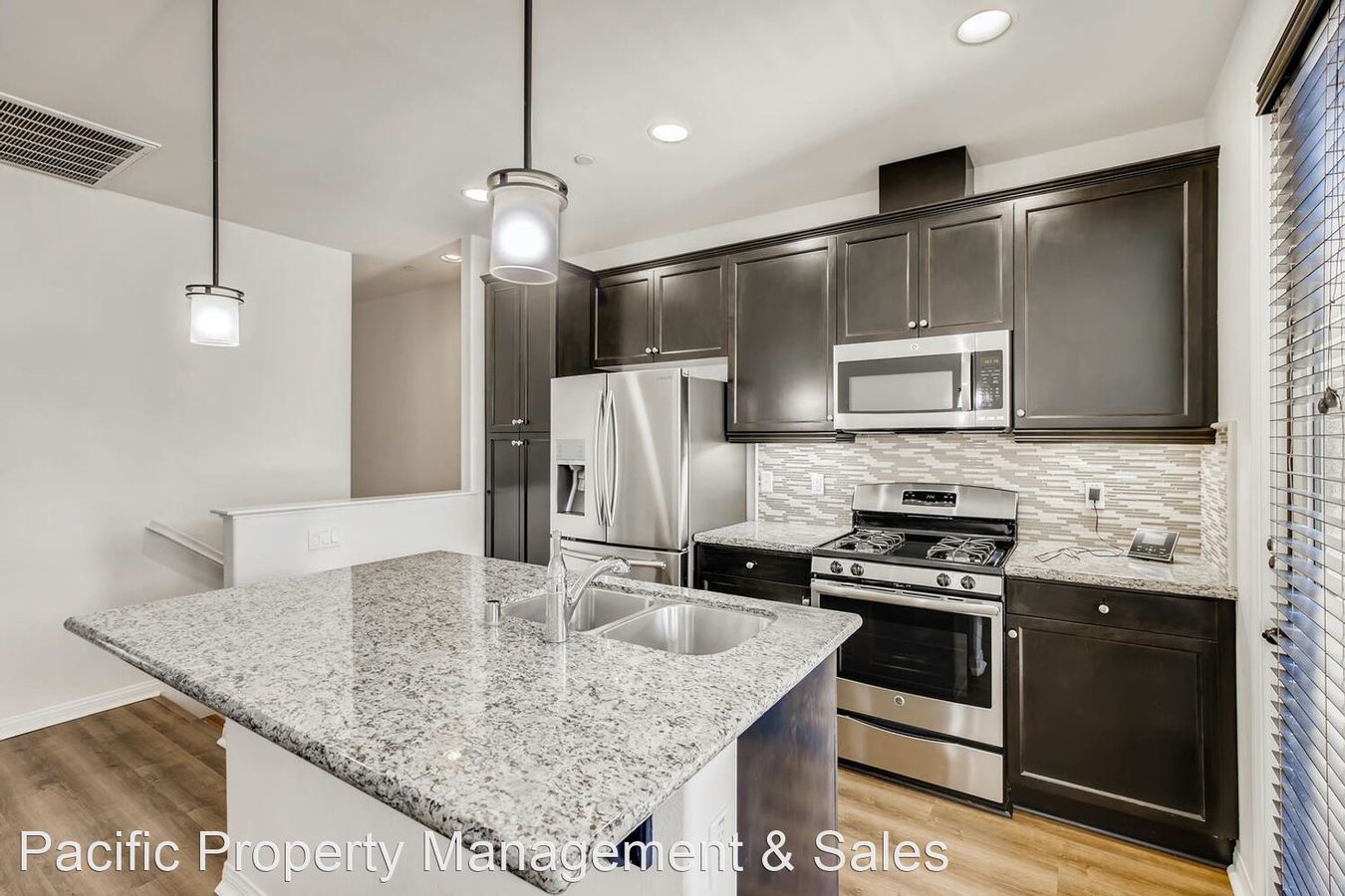 Amazing 2bd/2ba Townhouse With 1 Car Attached Garage - Gated Community - Close To Camp Pendleton! Apartment for rent in Oceanside, CA
