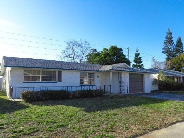 Updated, 2/2 Home Available Now! House for rent in Port Richey, FL