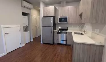 2 of 8 Alberta Crossing Apartment for rent in Portland, OR