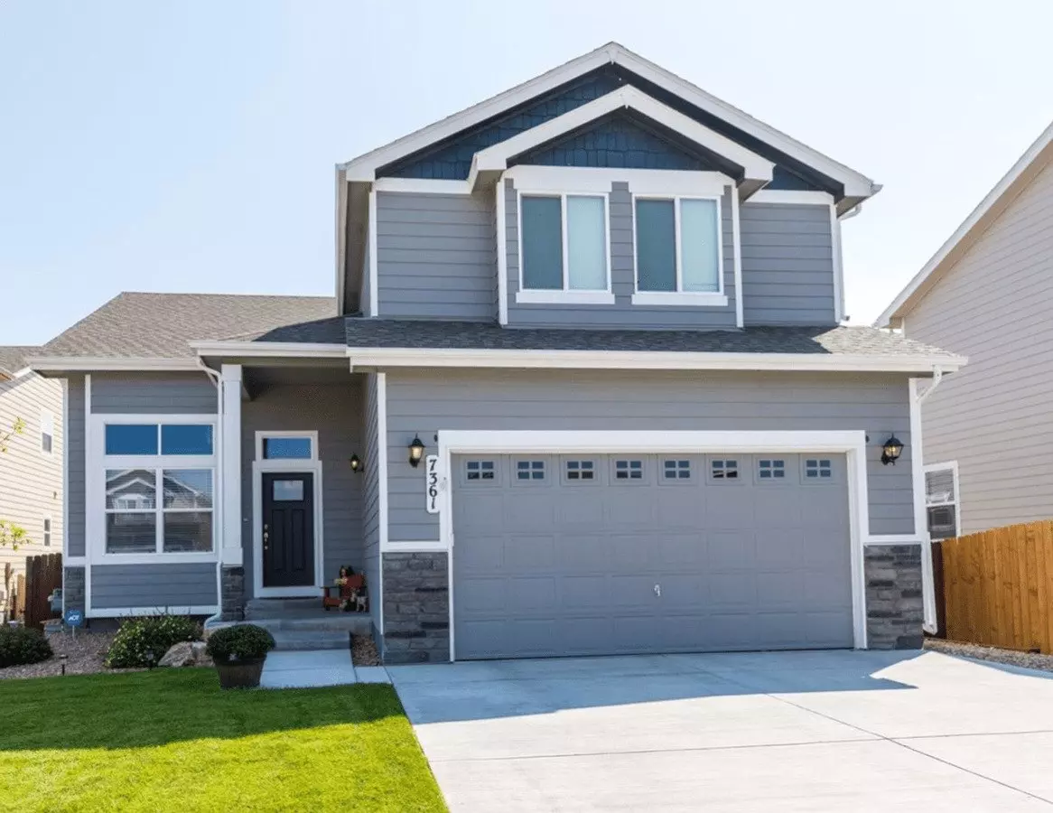 Super Spacious & Stylish 4bd/3.5ba Home With Finished Basement House for rent in Fountain, CO