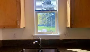 3 of 36 N0031 - Gables On Stark Apartment for rent in Portland, OR