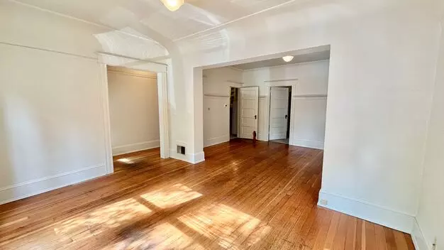 N0267 Apartment for rent in Portland, OR