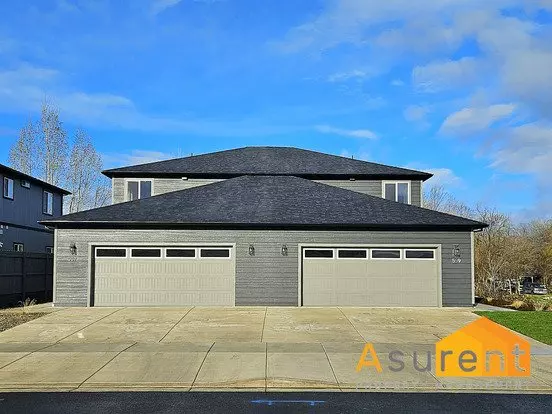 Newly Constructed 3 Bedroom, 2.5 Bathroom Sw Medford Home Apartment for rent in Medford, OR