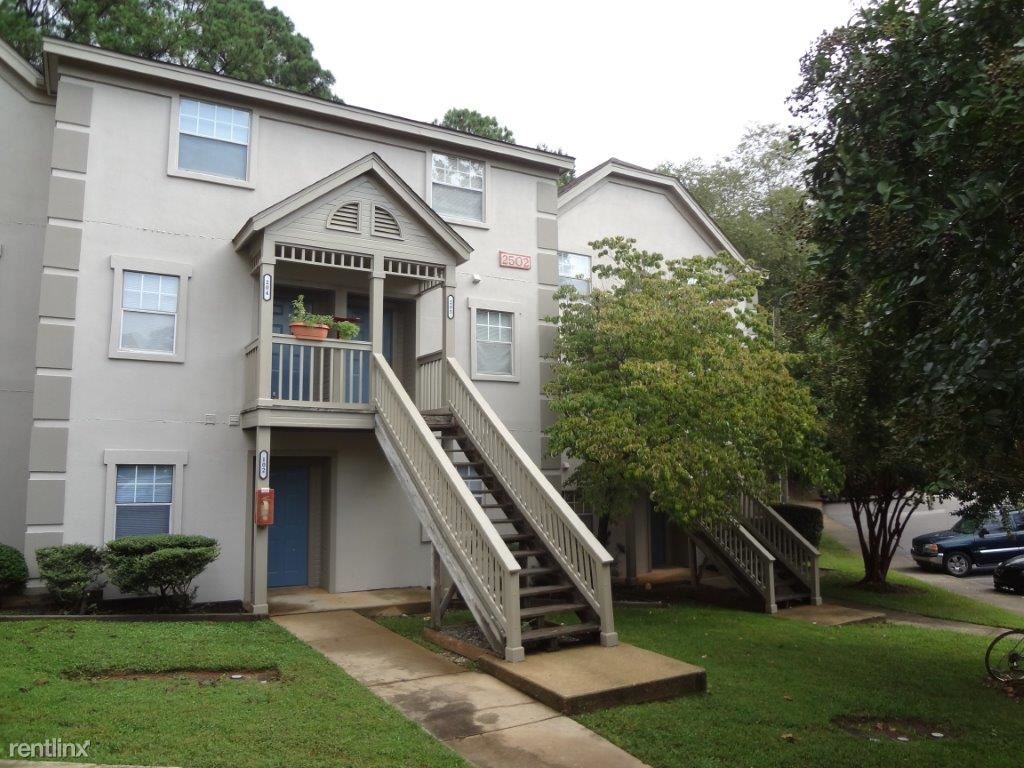 Avery Close Apartments 2508 Avent Ferry Rd Raleigh, NC