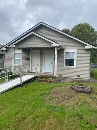 319-321 22nd Ave Apartment for rent in Longview, WA