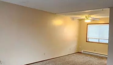 5 of 11 1161 17th Ave Apartment for rent in Longview, WA