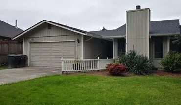 2 of 31 Beautiful Three Bedroom Home With A Garage & Large Back Yard! House for rent in Longview, WA