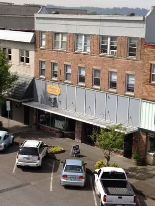 1225 Commerce Ave Apartment for rent in Longview, WA