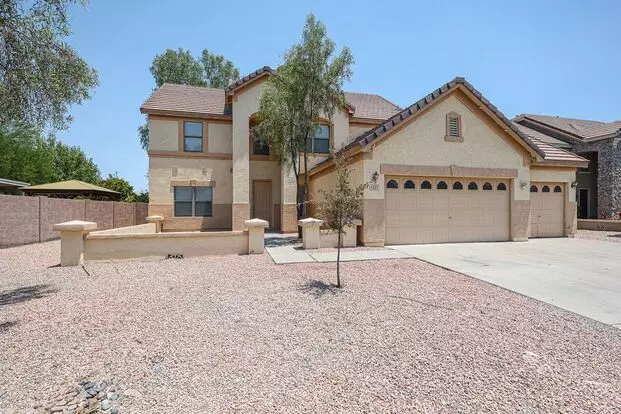 Recently Remodel! 4bd 2.5ba 3cg In Chandler! Apartment for rent in Chandler, AZ Recently Remodel! 4bd 2.5ba 3cg In Chandler! Apartment for rent in Chandler, AZ