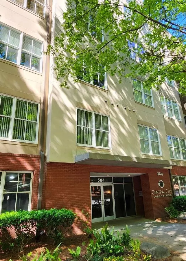 384 Ralph Mcgill Blvd #106 NE House for rent in Atlanta, GA