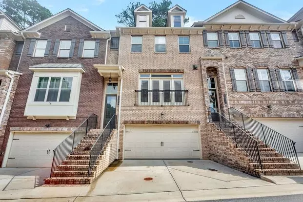 Stunning Executive Townhome In Gated Brookhaven Community Apartment for rent in Atlanta, GA Stunning Executive Townhome In Gated Brookhaven Community Apartment for rent in Atlanta, GA