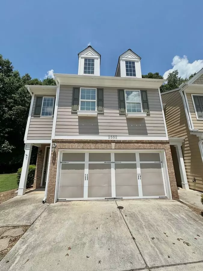 Spacious 3br/2.5ba Home In Sought-after Collins Hill District House for rent in Lawrenceville, GA