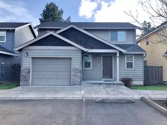 800 W First St Apartment for rent in Newberg, OR