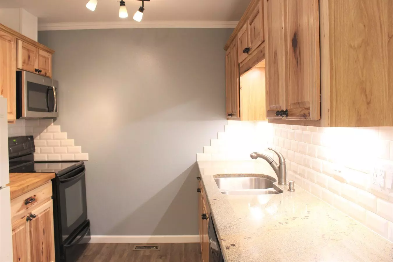Quiet Charmer- Upgrades Abound, Landry & Utilities Included (woodland Park) House for rent in Woodland Park, CO