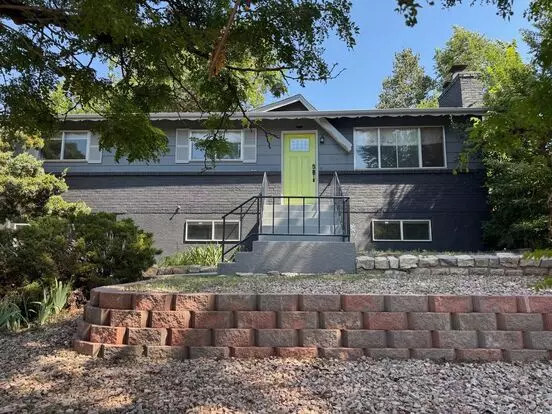 Charming 4 Bedroom Home Near Uccs And Palmer Park Apartment for rent in Colorado Springs, CO Charming 4 Bedroom Home Near Uccs And Palmer Park Apartment for rent in Colorado Springs, CO