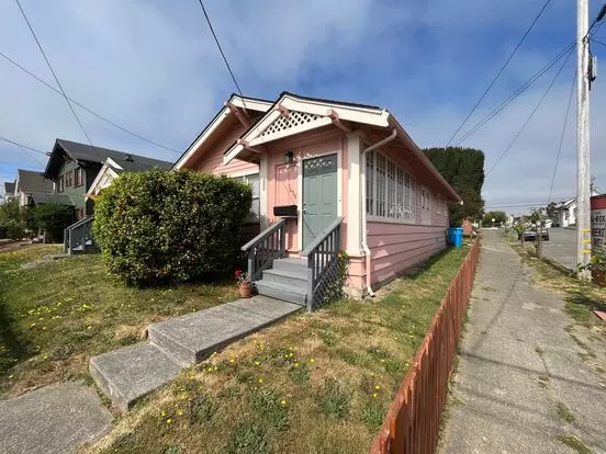 15th & D Apartment for rent in Eureka, CA