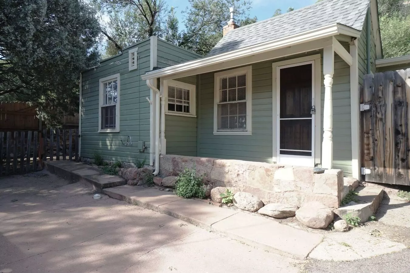 24.5 Waltham Avenue House for rent in Manitou Springs, CO