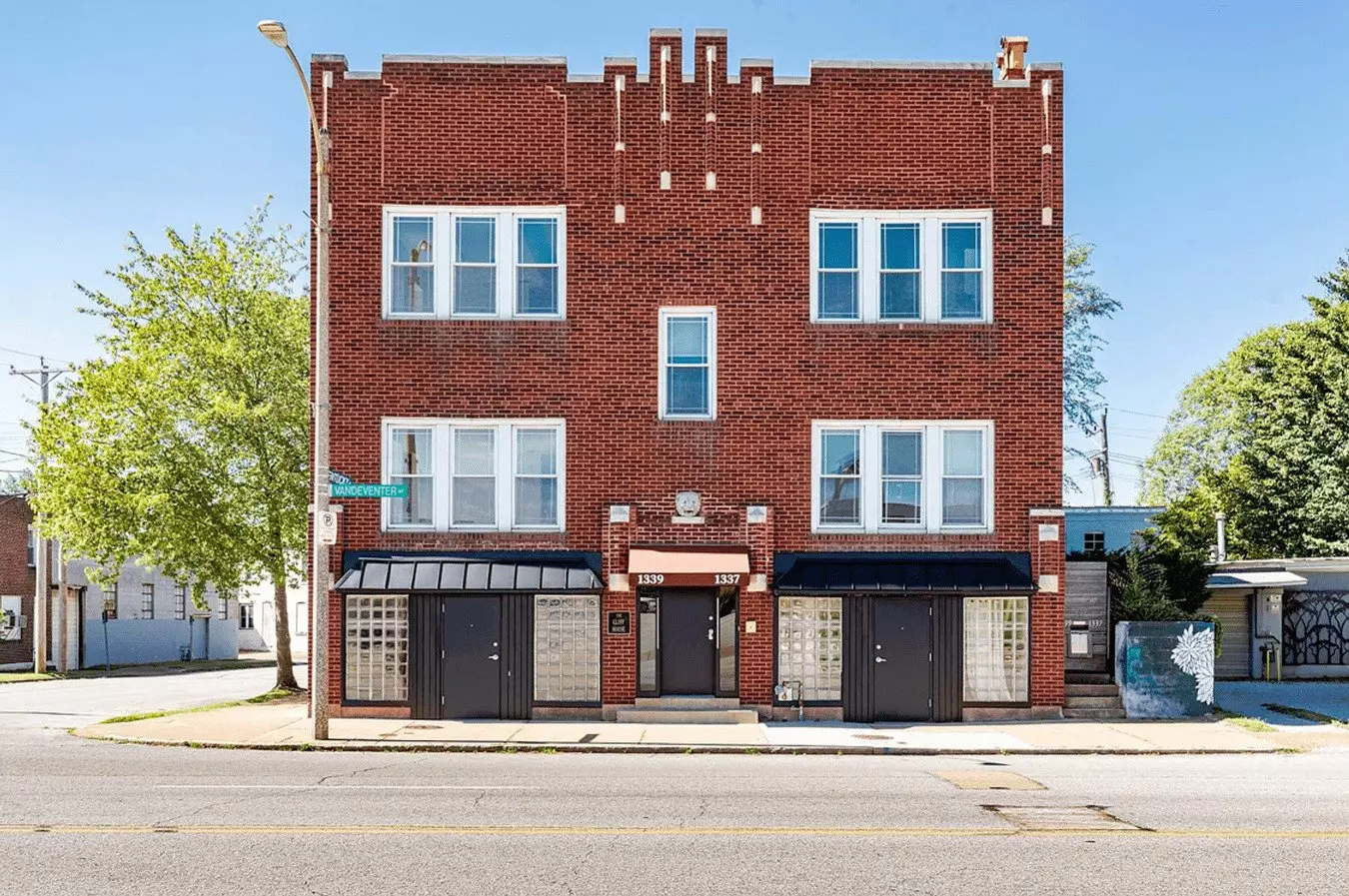1337-39 S Vandeventer Apartment for rent in St Louis, MO