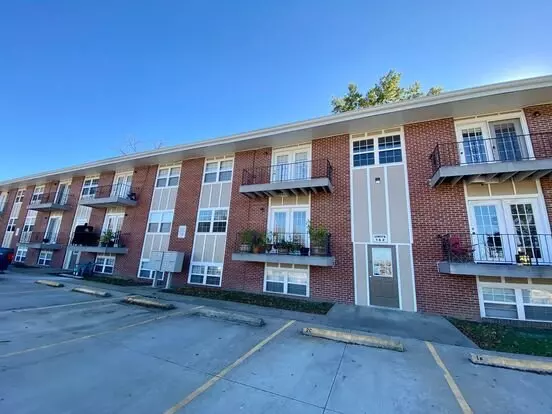 801 S Maguire St Apartment for rent in Warrensburg, MO