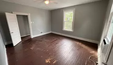 5 of 10 Spacious Upstairs Apartment With Lots Of Utilities Included! House for rent in Lynchburg, VA