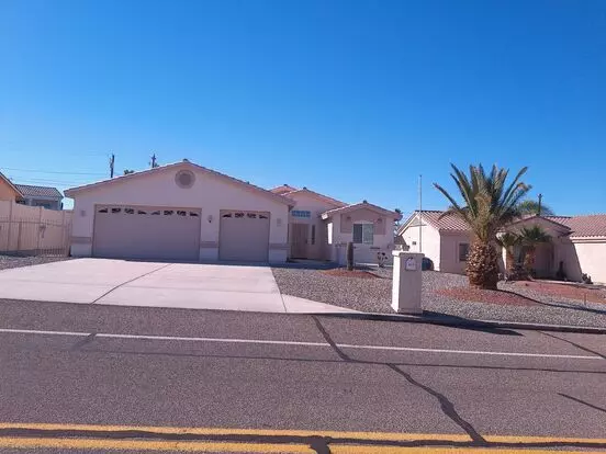 Seasonal June 2025 To Nov 30, 2025 Apartment for rent in Lake Havasu City, AZ