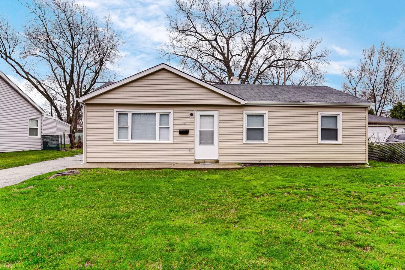 3 Bedroom 1 Bathroom House For Rent! House for rent in Hammond, IN