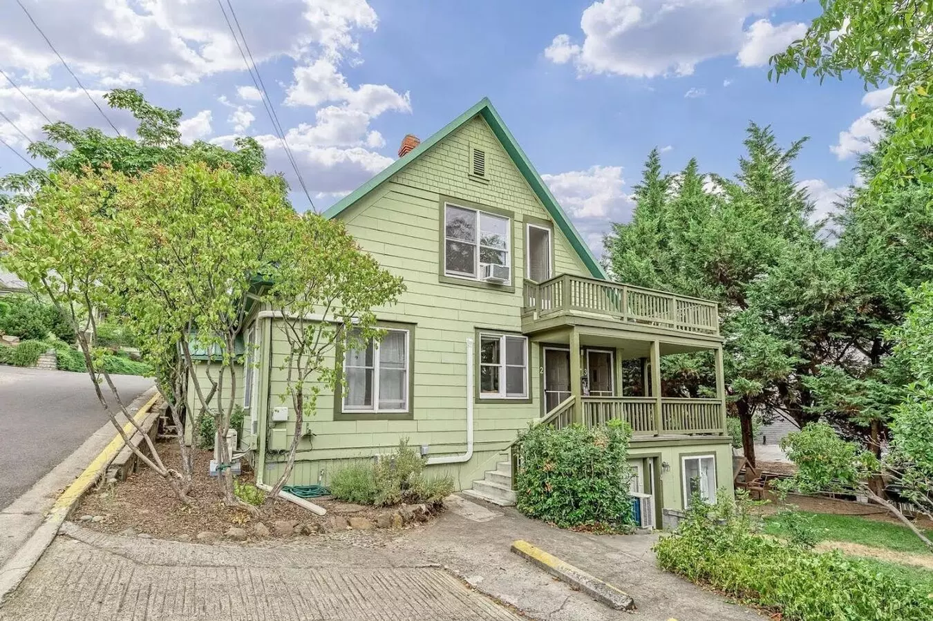 A11 Apartment for rent in Ashland, OR
